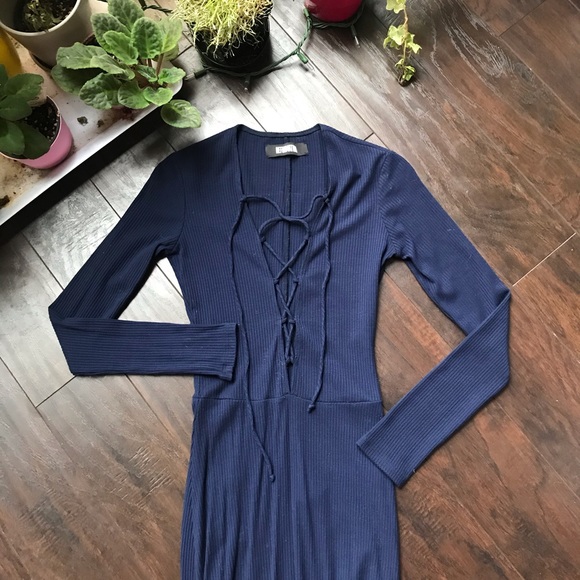 REFORMATION Edison lace up lunge sweater dress - Picture 12 of 13